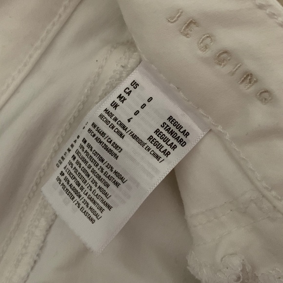 White, mid rise jeggings. - Picture 3 of 4